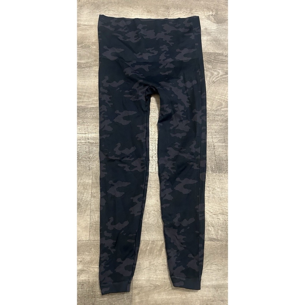 SPANX Look at Me Now Seamless Leggings Black Camo‎ Women's Large Pants